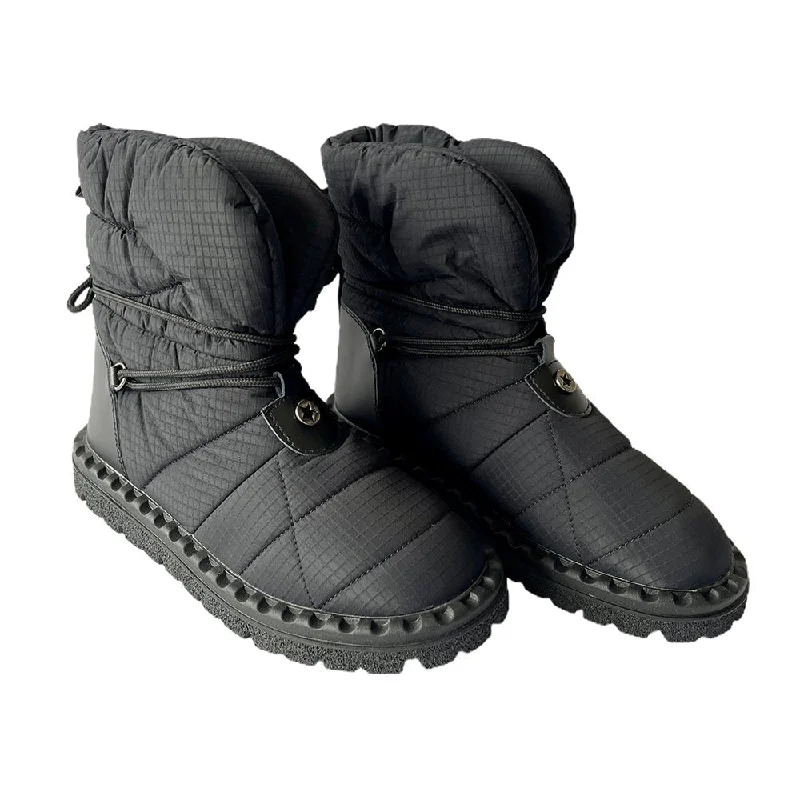 Classy All Black Women Winter Snowboots