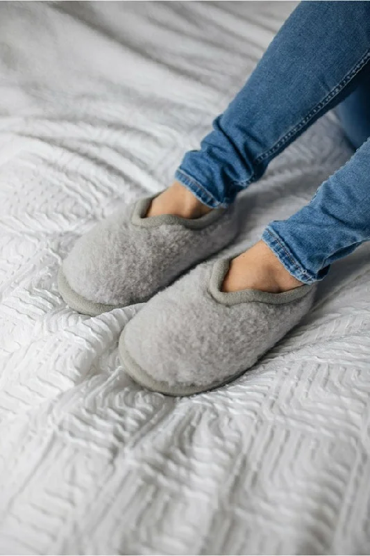 Stormy Slippers